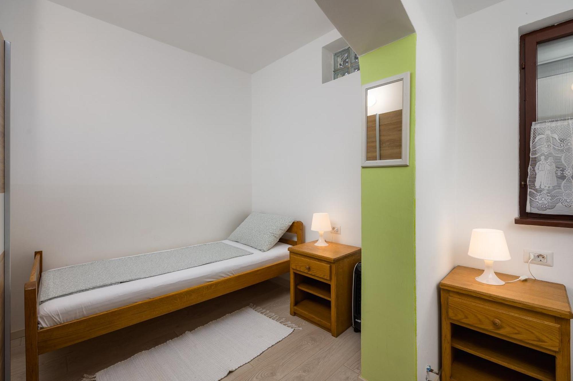 Apartments Tena โปเรช ภายนอก รูปภาพ
