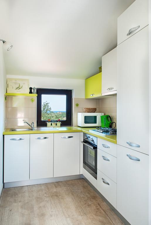 Apartments Tena โปเรช ภายนอก รูปภาพ